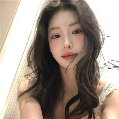 黎明时分的年轻人们